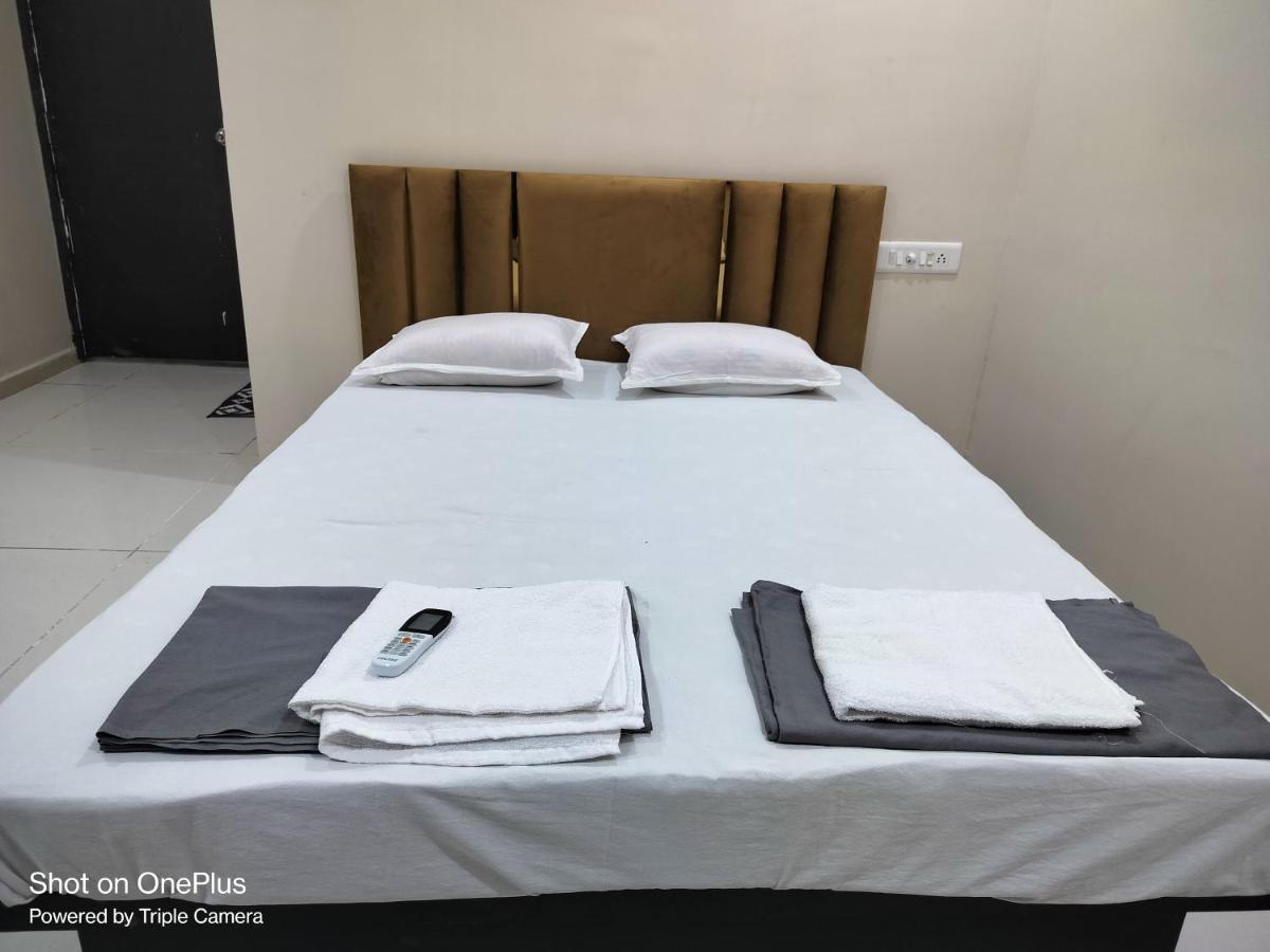 Satkar Home Stay Ujjain Luaran gambar